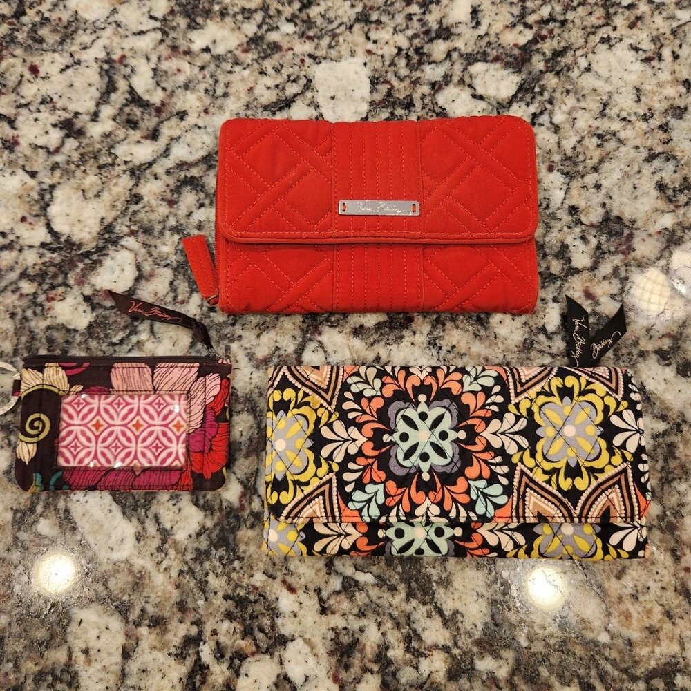 LOT OF 3 Vintage VERA BRADLEY Wallet Zip Around Card Holder Retired Minor Wear